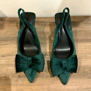 Velvet bow kitten heels never worn